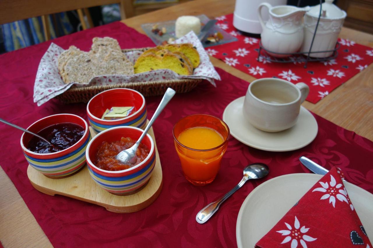 Au Fil Des Reves Bed & Breakfast Екстериор снимка